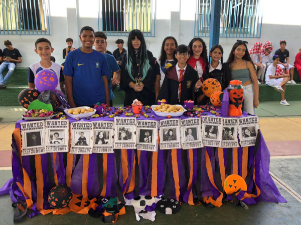 Embarque na diversão do Cosplay Cenecista!