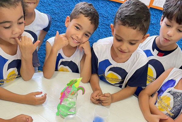 Imaginação a Todo Vapor