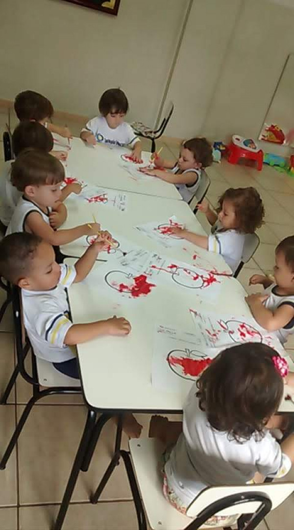 Com minhas mãozinhas irei pintar!