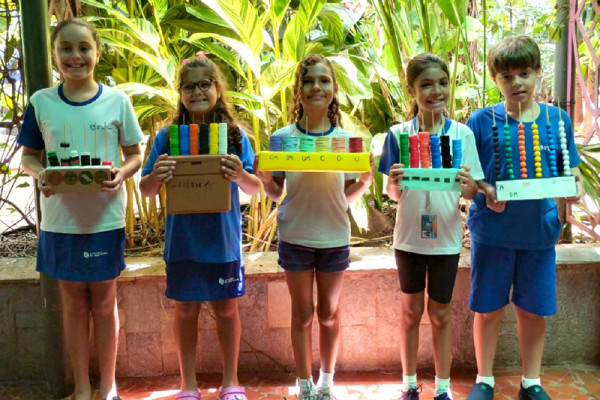 Ábaco de Materiais Recicláveis