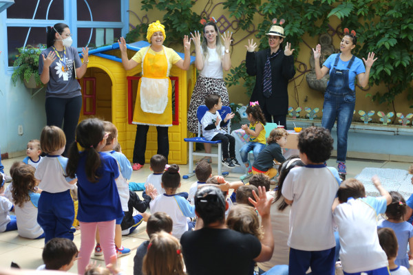 Projeto de Leitura: Contação de Histórias Clássicas