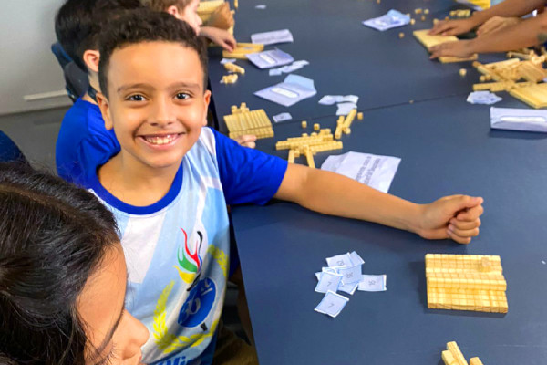 Descobrindo o Material Dourado