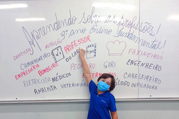 Conhecendo Profissões