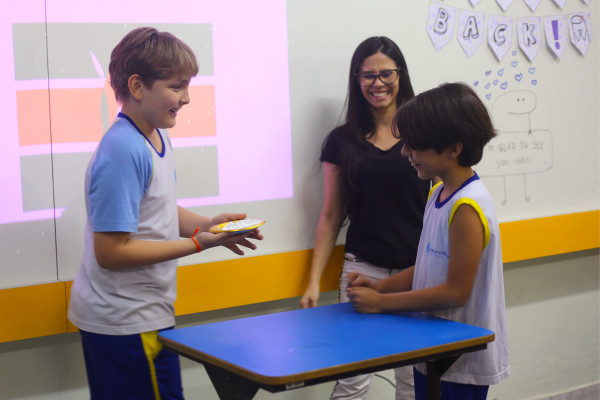 Torta na Cara no Ensino Bilíngue