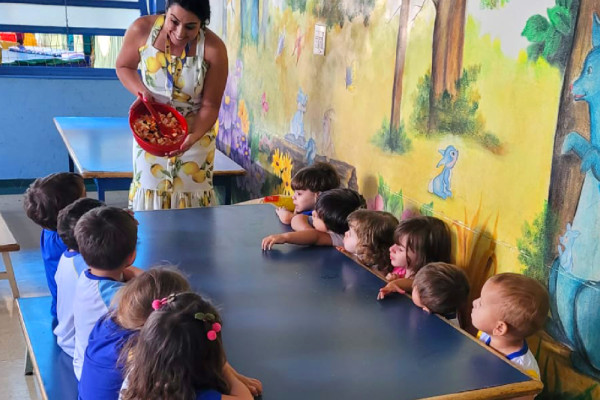 Projeto Alimente-se Bem - Salada de Frutas