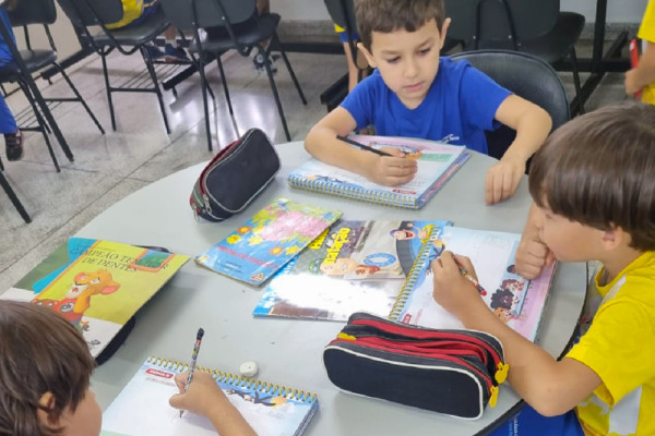 Conhecendo Espaços do Colégio