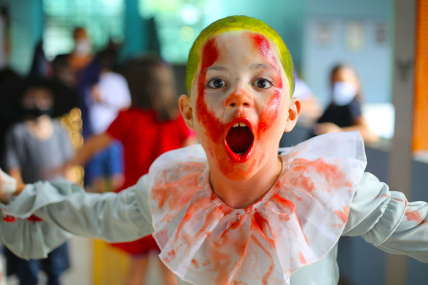 Dia D Especial de Halloween e Projeto Vira-Latinhas