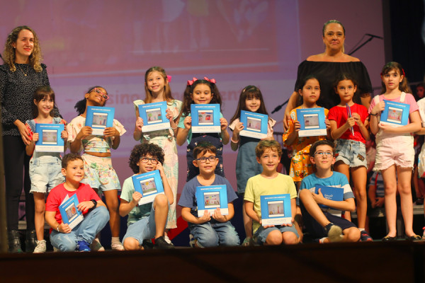 Celebrações de Entrega do Livro