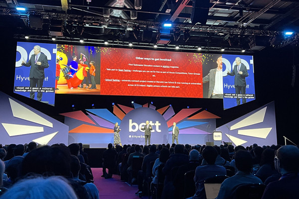 A Rede CNEC marcou presença na Bett Londres 2025