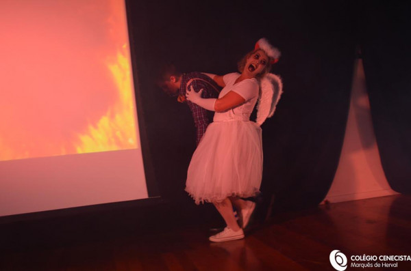 Colégio realiza Show de Talentos