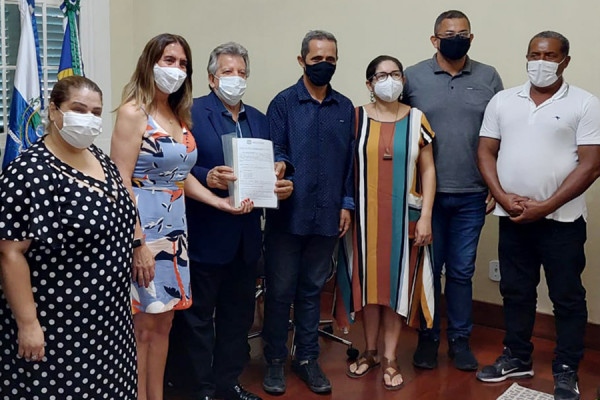 100 bolsas de estudo para Ensino Médio na CNEC